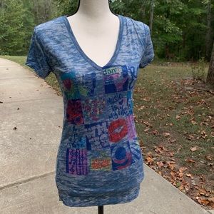 Glee T-shirt size Medium in EUC